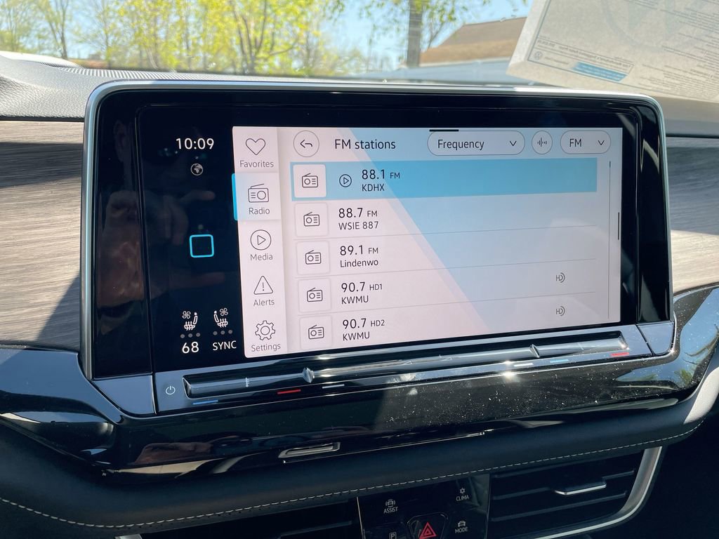 New 2025 Volkswagen Atlas SEL Premium R-Line image 41