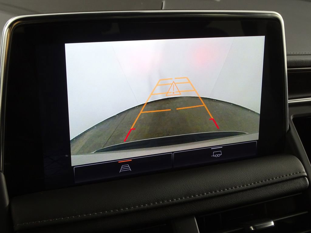 Used 2023 GMC Yukon SLE image 10