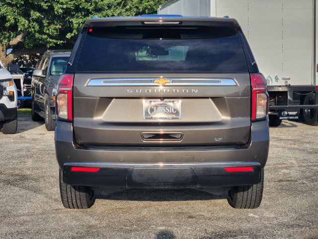 Used 2021 Chevrolet Suburban LT RWD image 6