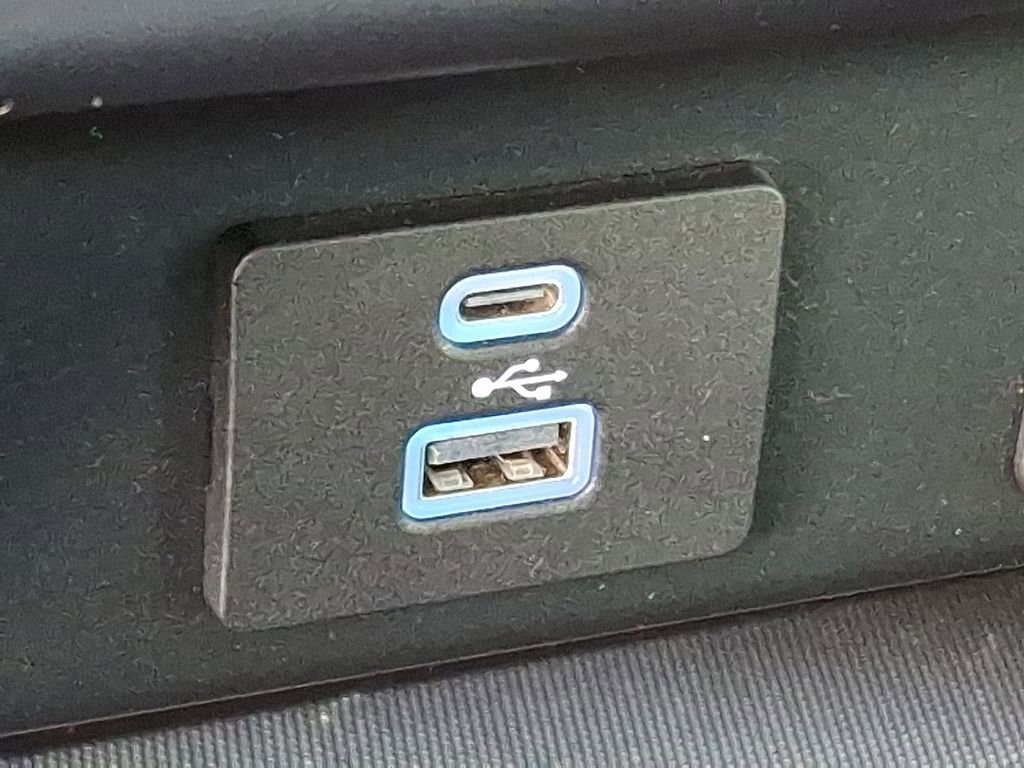 Used 2022 Ford F150 XLT image 24