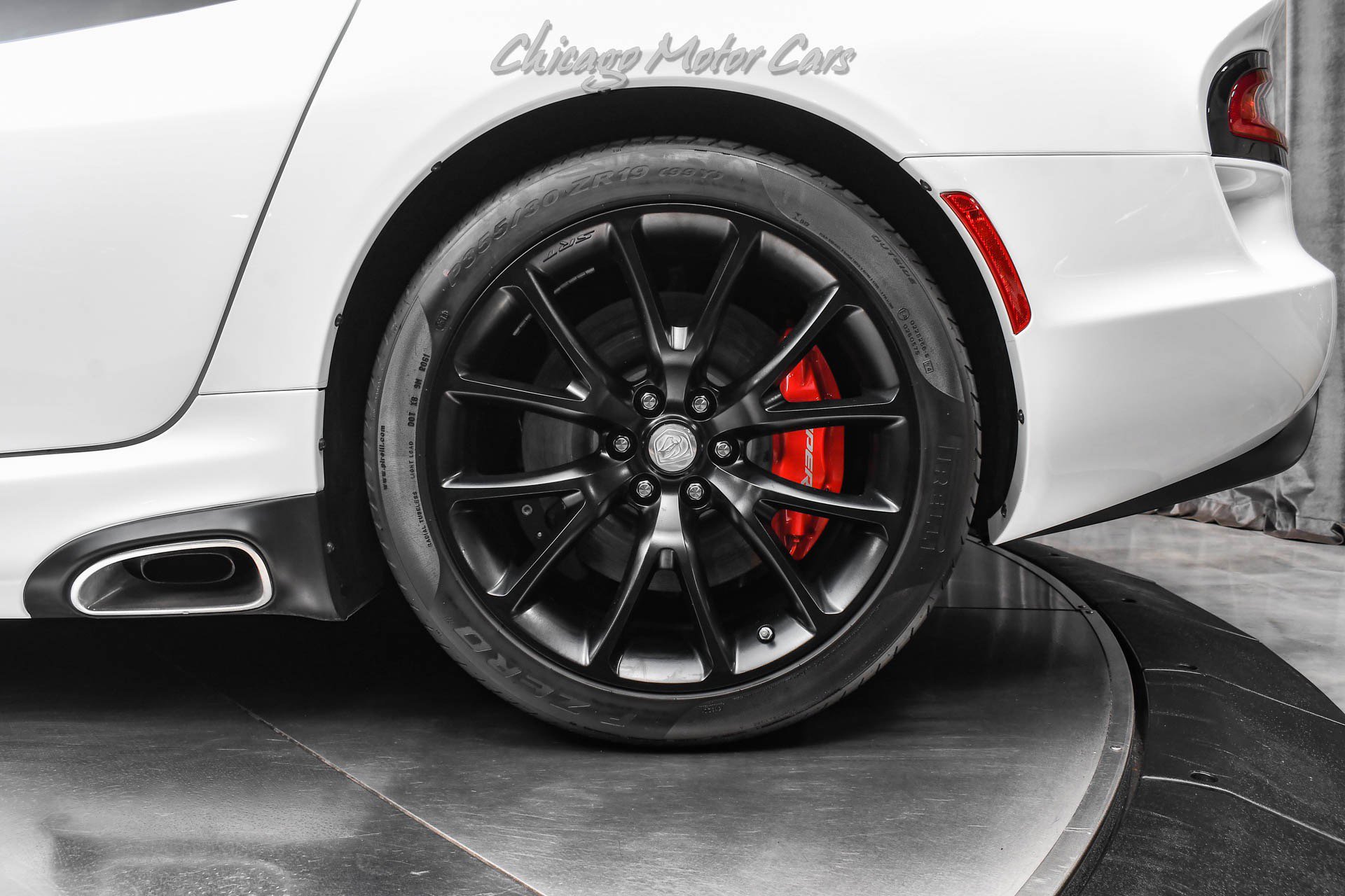 Used 2013 SRT Viper GTS w/ GTS Laguna Interior Pkg image 42