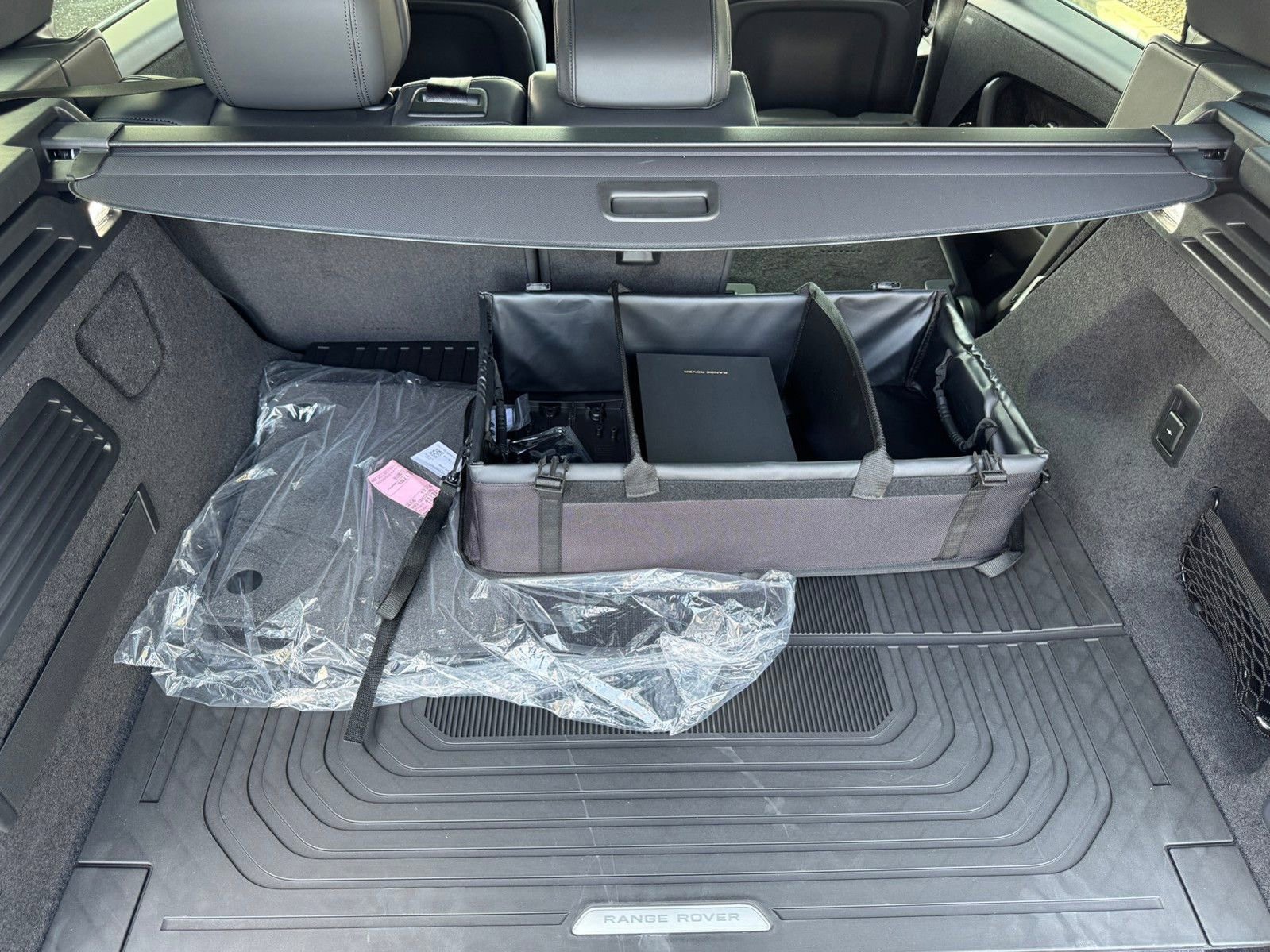 New 2026 Land Rover Range Rover Sport Dynamic SE image 26