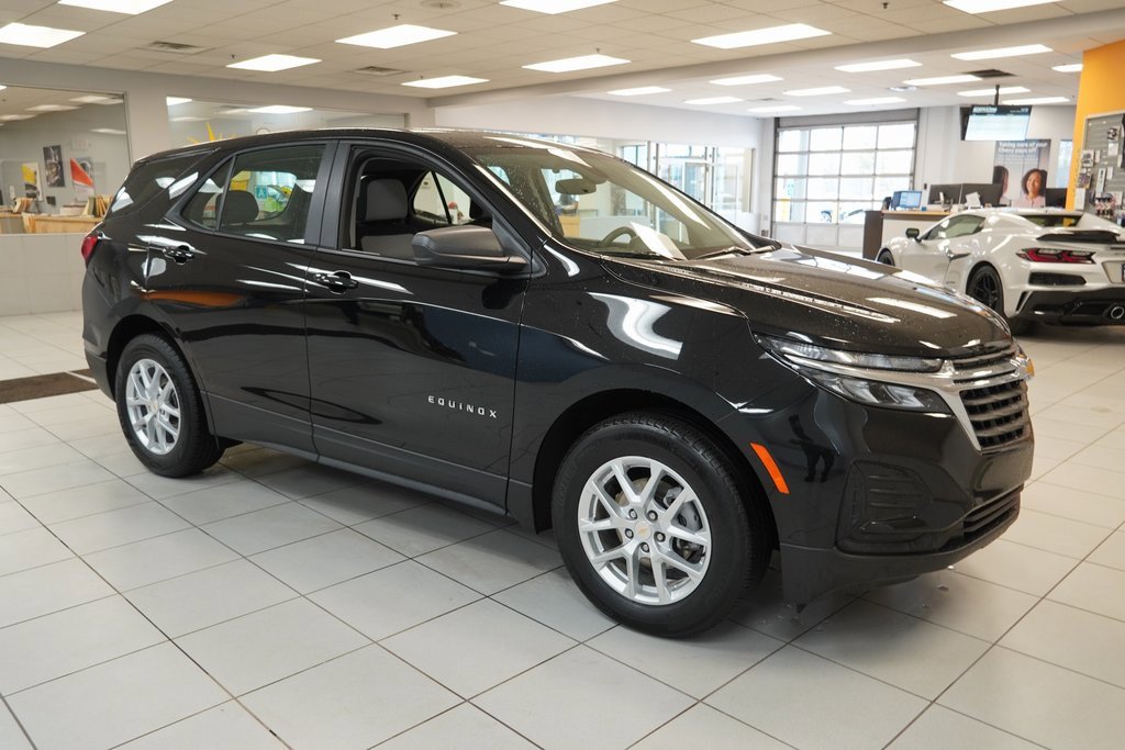 Used 2024 Chevrolet Equinox LS image 13