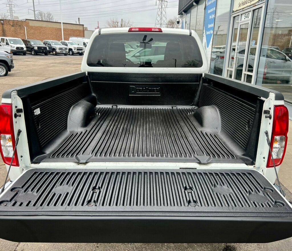 Used 2015 Nissan Frontier S image 7