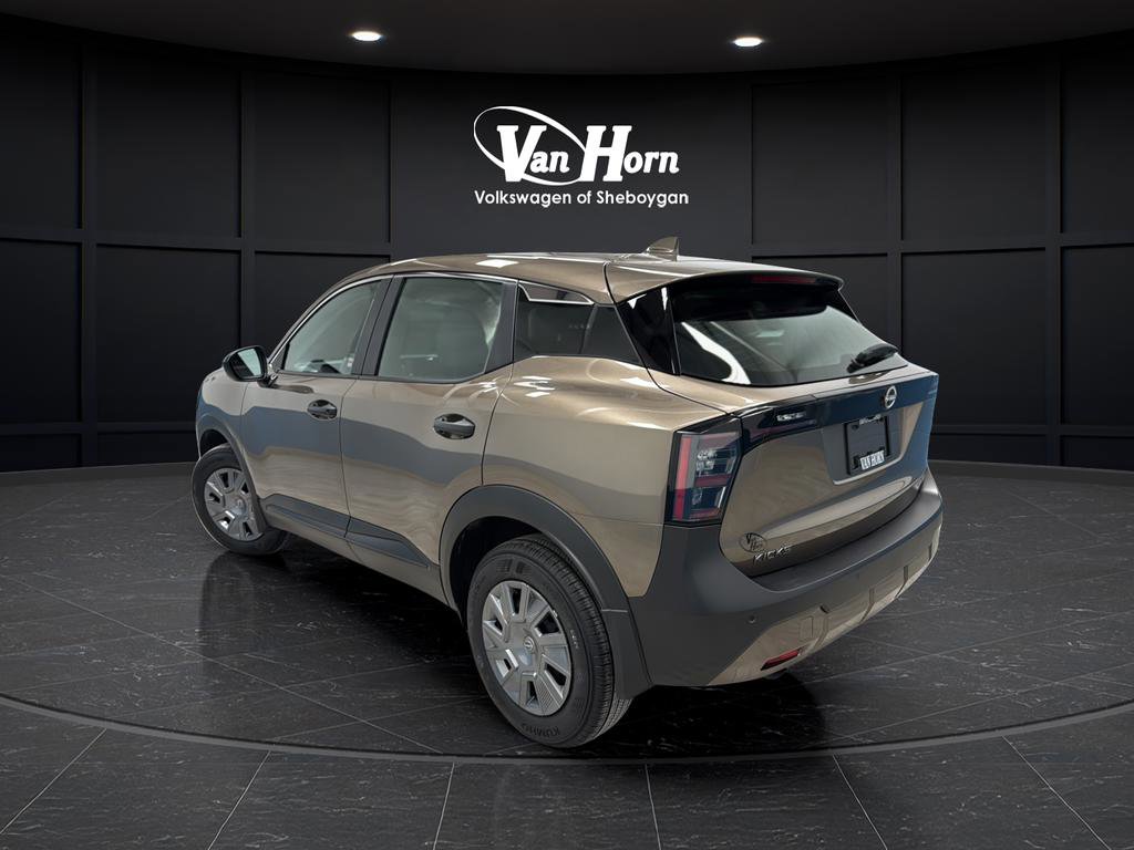 Used 2025 Nissan Kicks S image 5