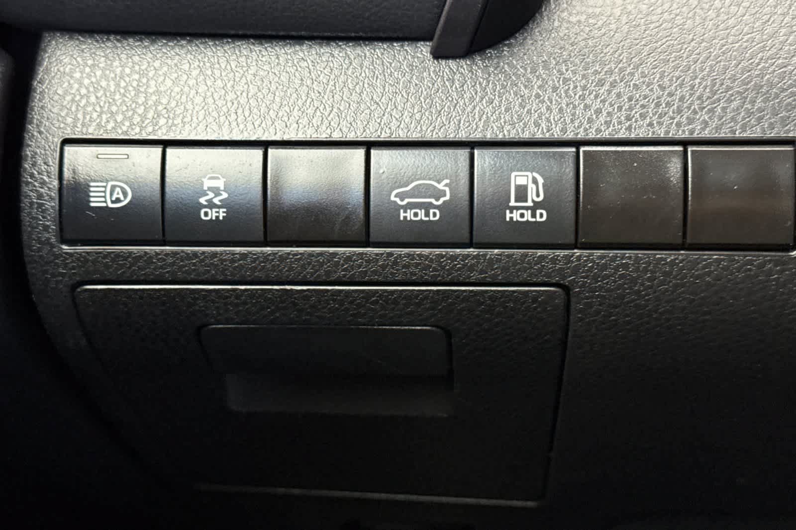 Used 2023 Toyota Camry SE w/ Convenience Package FWD image 28
