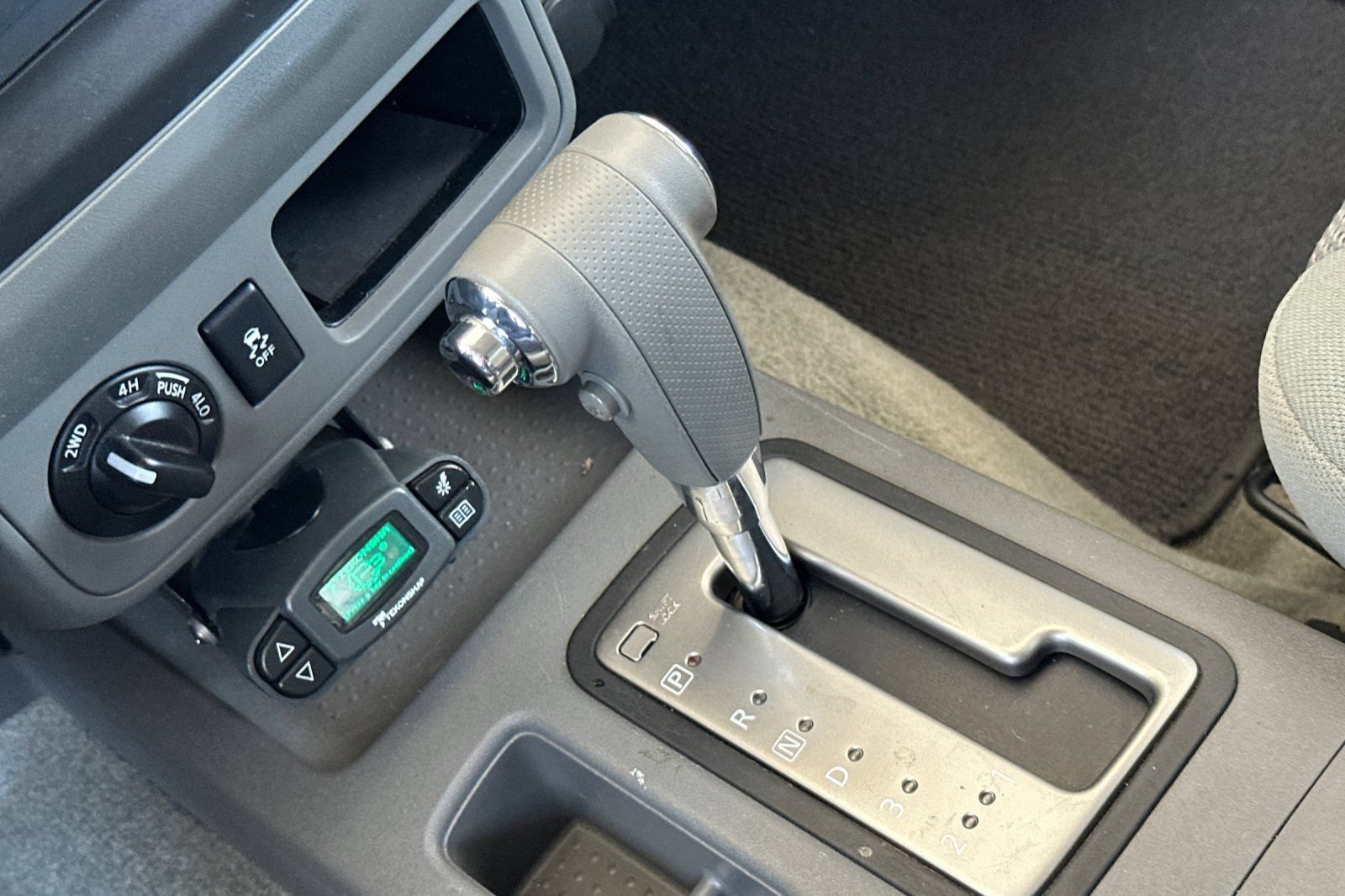 Used 2016 Nissan Frontier SV AWD/4WD image 18