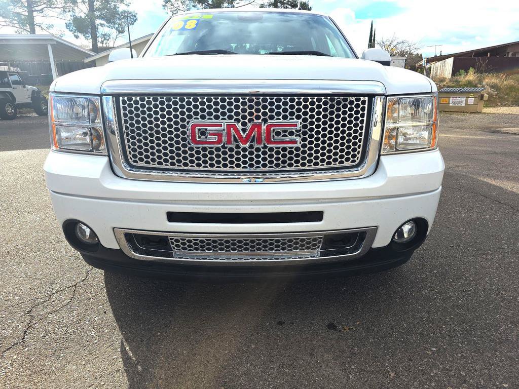 Used 2008 GMC Sierra 1500 Denali AWD/4WD image 30