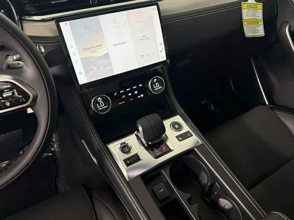 New 2026 Jaguar F-PACE R-Dynamic S AWD/4WD image 34