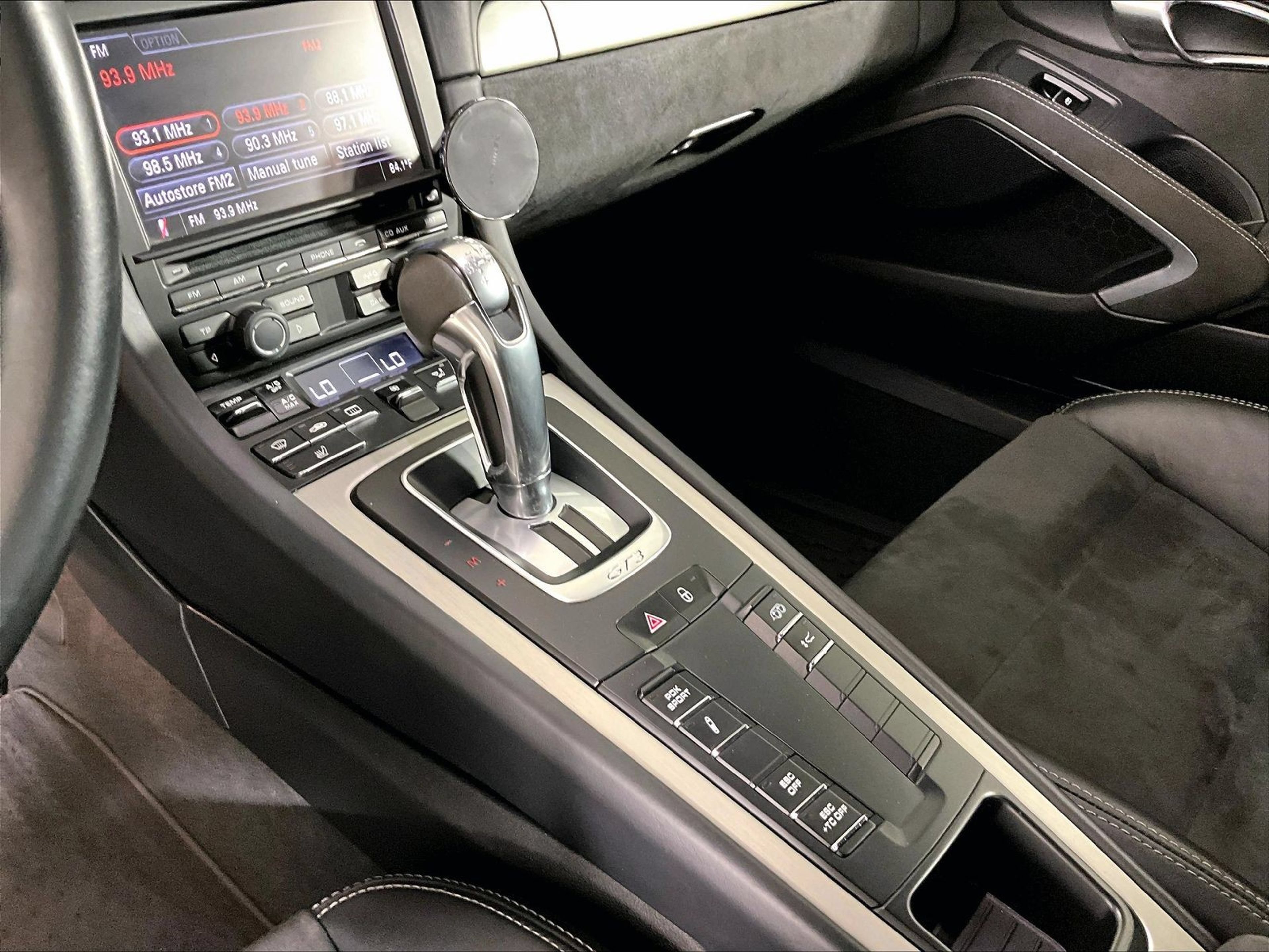 Certified 2014 Porsche 911 GT3 RWD image 15