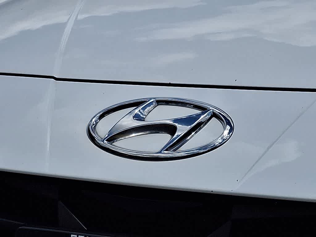 Used 2022 Hyundai Elantra SEL w/ Convenience Package FWD image 29