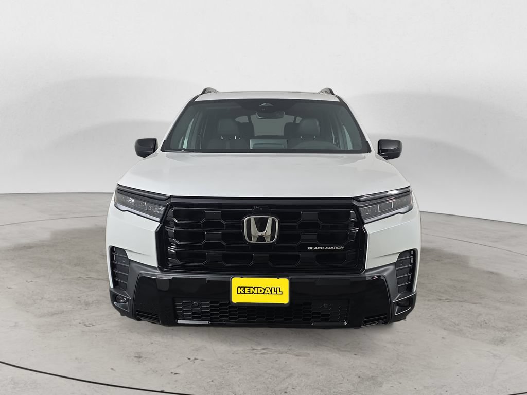Used 2026 Honda Pilot Black Edition image 2