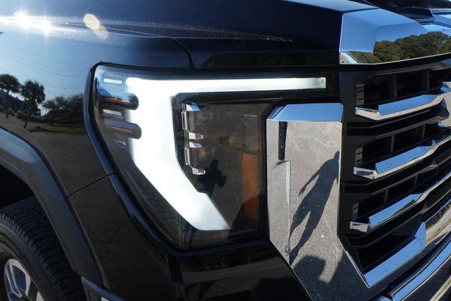 Used 2024 GMC Sierra 2500 SLT w/ SLT Convenience Package AWD/4WD image 38