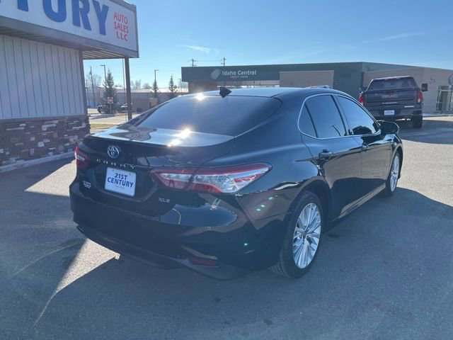 Used 2020 Toyota Camry XLE image 10