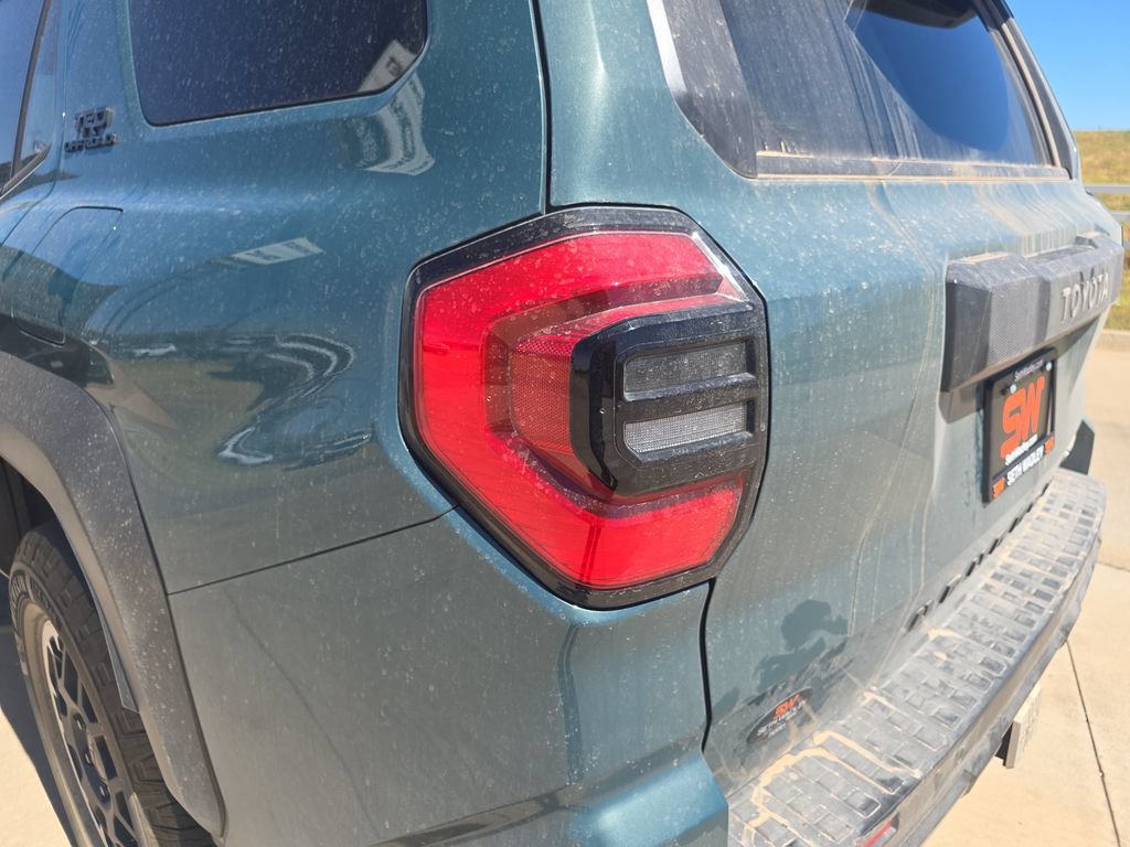 Used 2026 Toyota 4Runner TRD Off-Road Premium AWD/4WD image 33