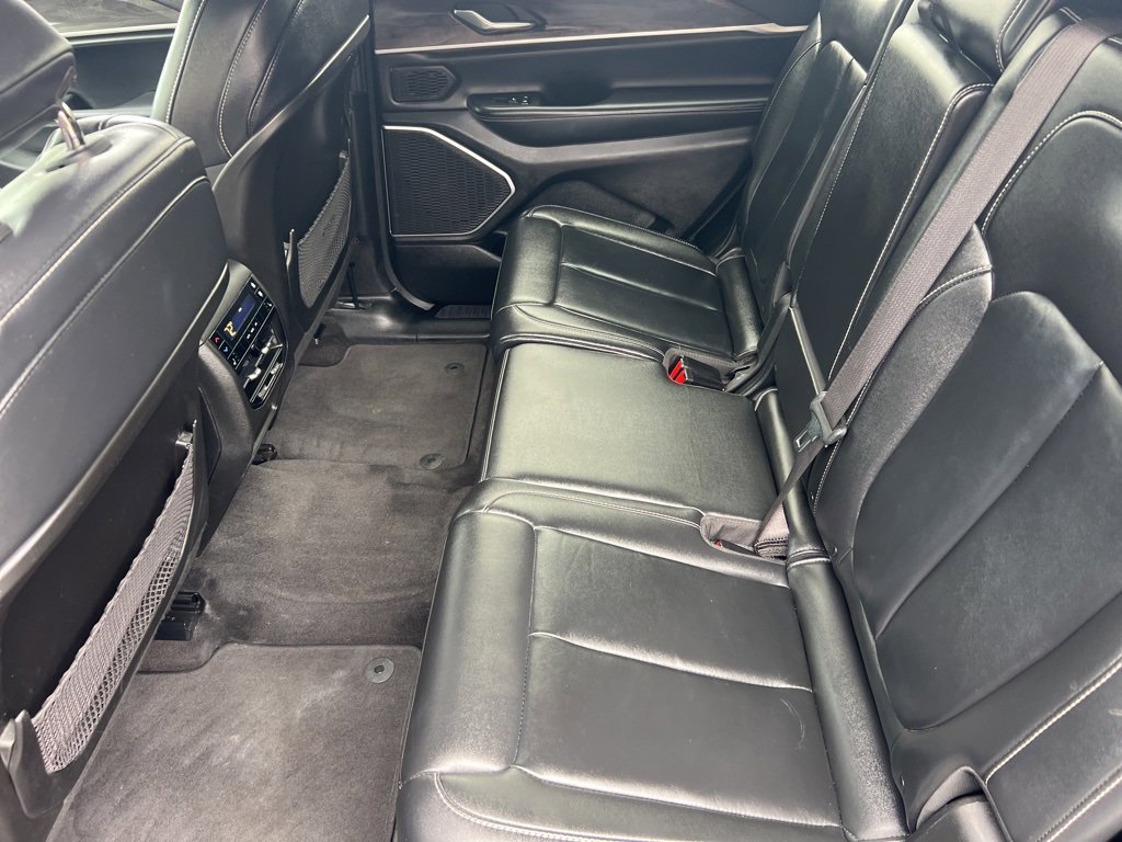 Used 2022 Jeep Grand Cherokee L Limited image 25