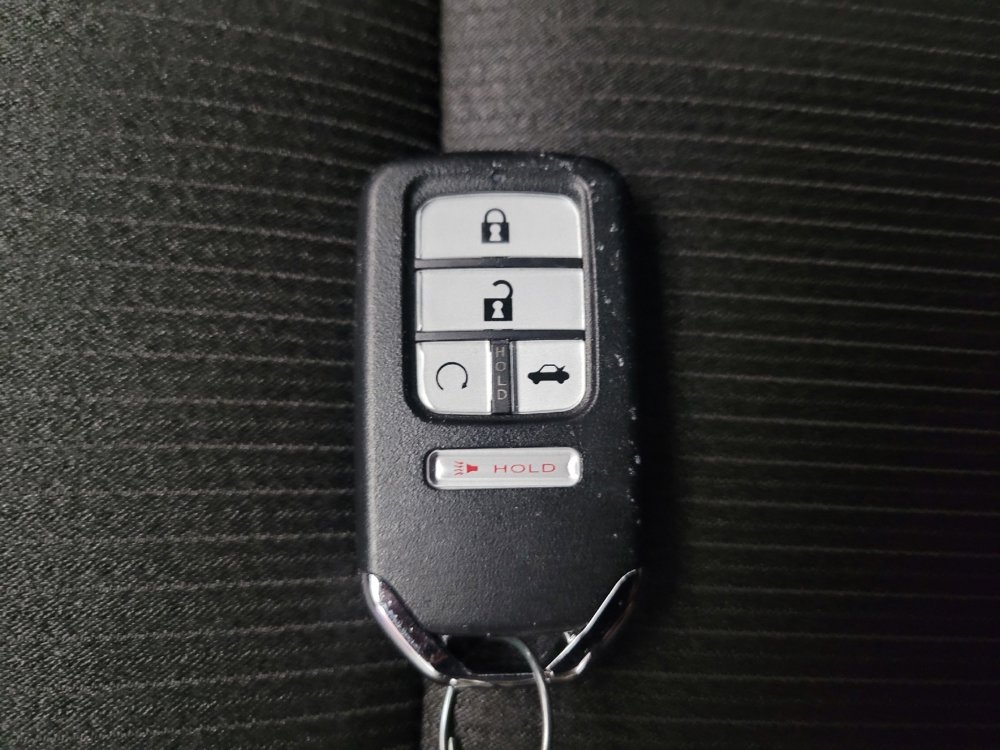 Used 2018 Honda Accord Sport image 32