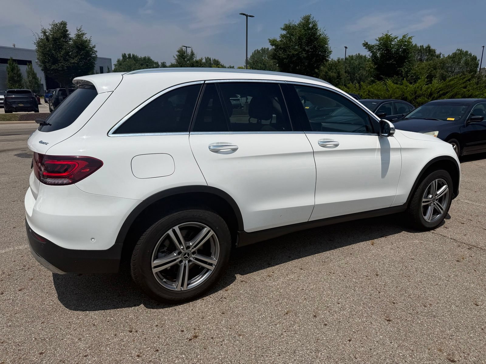 Used 2022 Mercedes-Benz GLC 300 4MATIC image 5