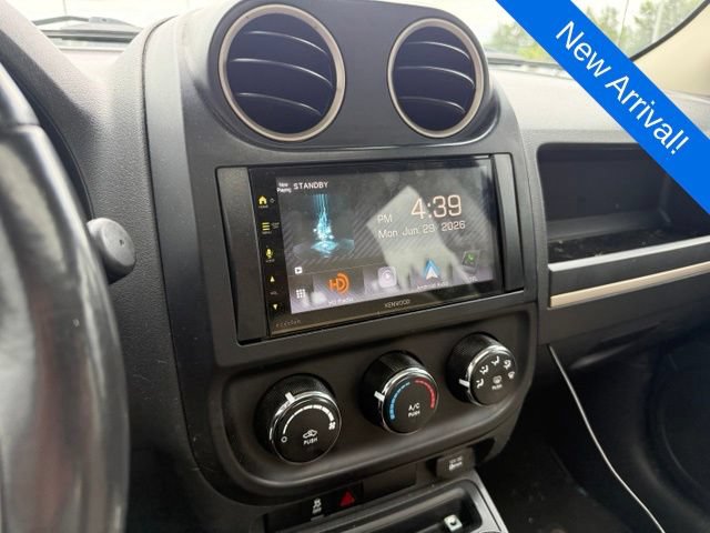 Used 2017 Jeep Patriot 75th Anniversary w/ Power Value Group AWD/4WD image 13