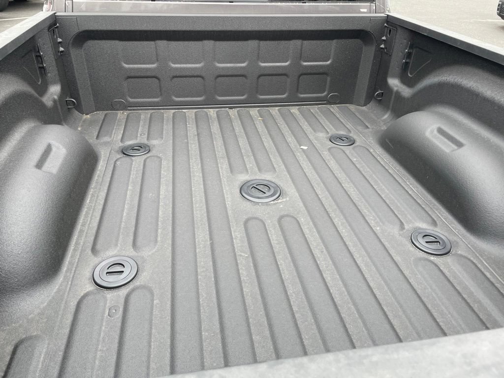 New 2026 RAM 2500 Laramie w/ Night Edition AWD/4WD image 6