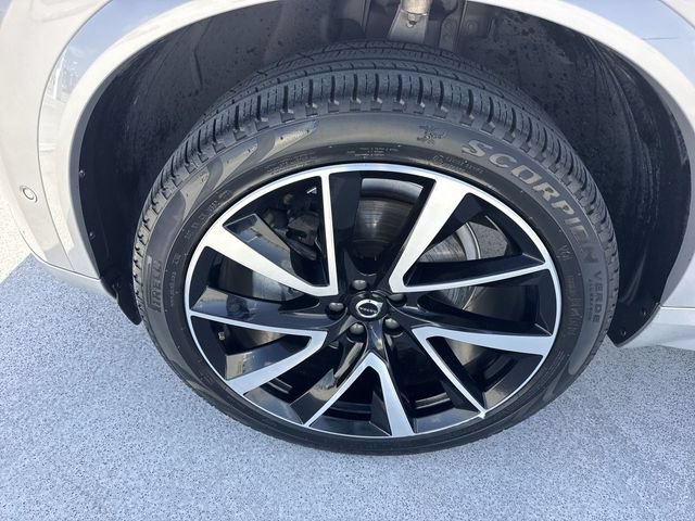 Used 2024 Volvo XC90 B5 Plus AWD/4WD image 10