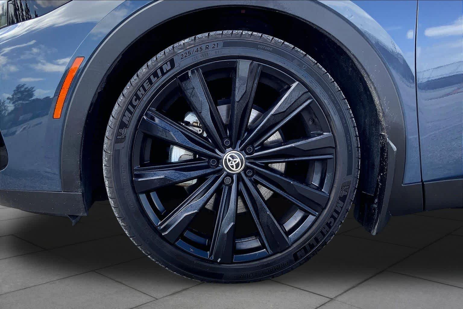 Certified 2026 Toyota Crown AWD/4WD image 11