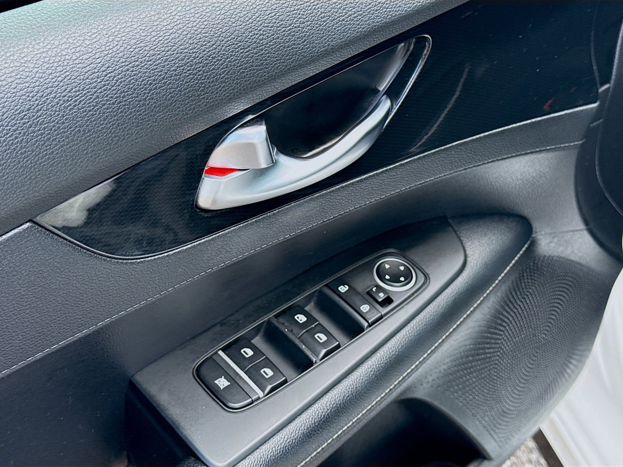 Used 2022 Kia Forte GT-Line w/ GT-Line Technology Package image 21