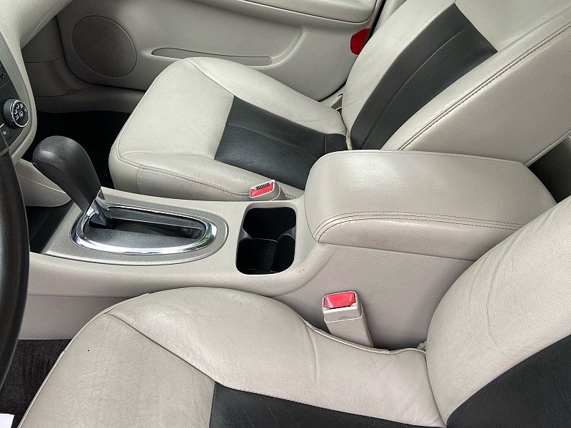 Used 2008 Chevrolet Impala LT FWD image 12