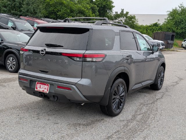 New 2026 Nissan Pathfinder SL w/ SL Premium Package AWD/4WD image 2