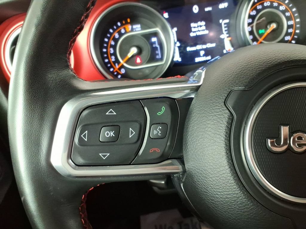 Used 2023 Jeep Gladiator Rubicon w/ Cold Weather Group AWD/4WD image 16
