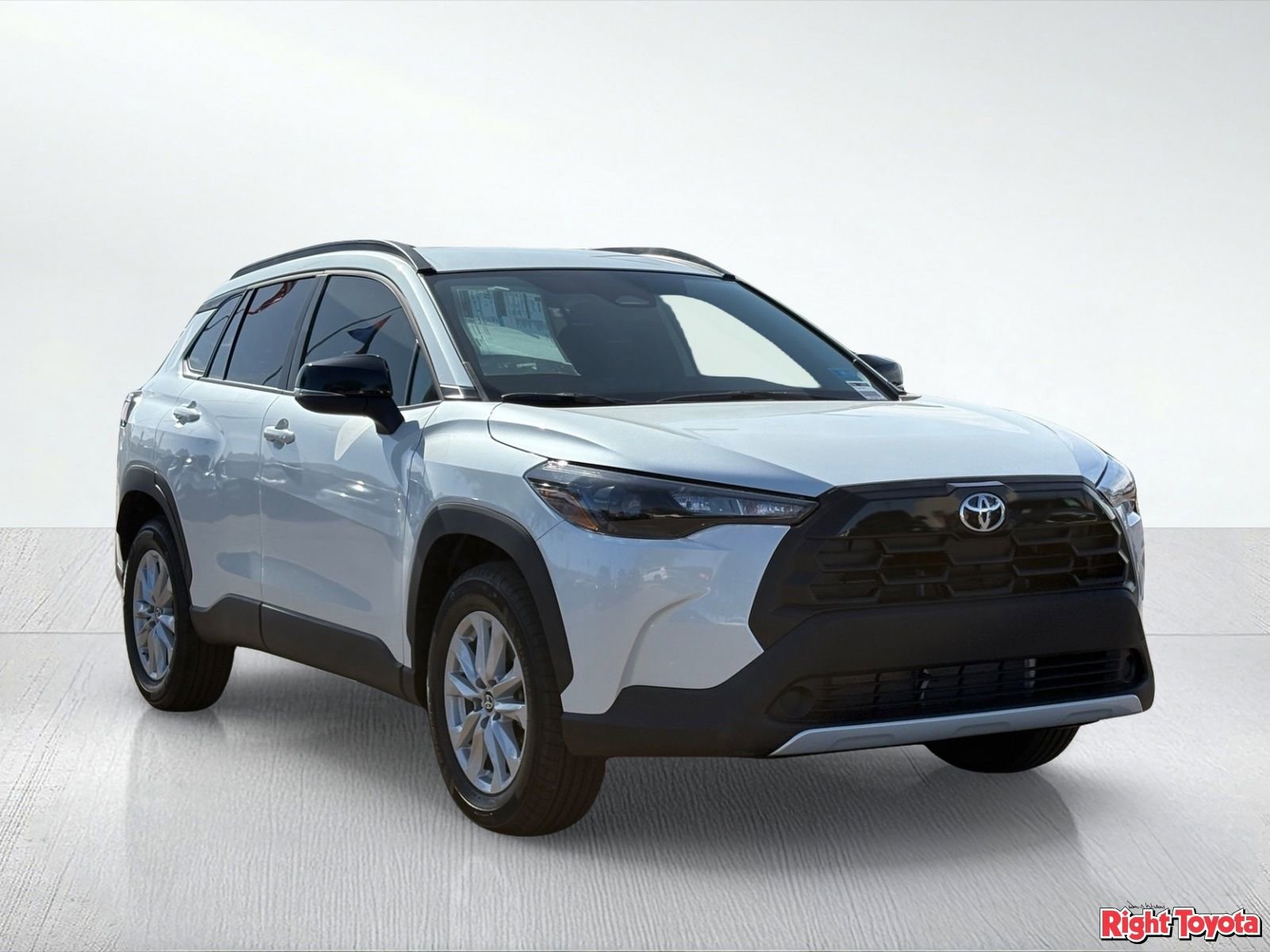 New 2026 Toyota Corolla Cross LE FWD image 9