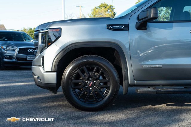 Used 2024 GMC Sierra 1500 Elevation image 11