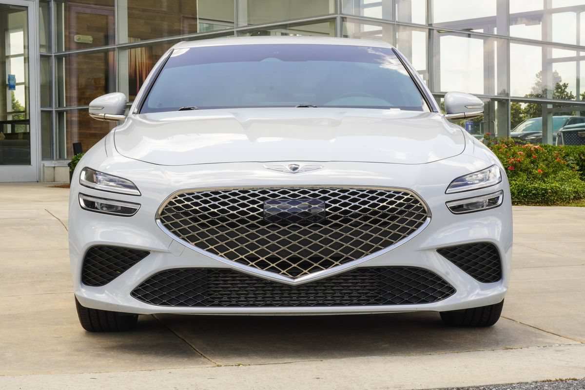 Used 2022 Genesis G70 3.3T RWD image 7
