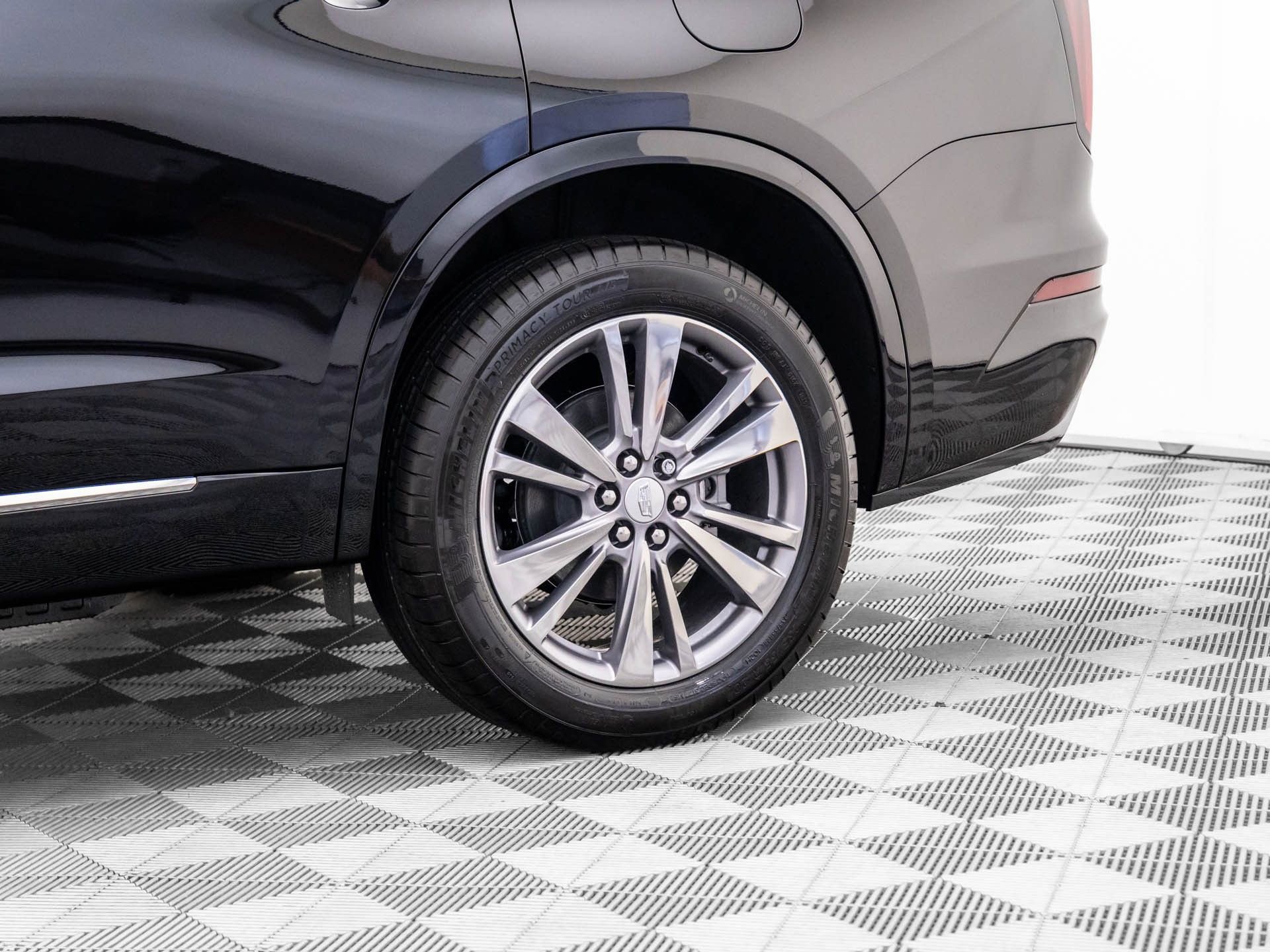 New 2025 Cadillac XT6 Premium Luxury image 35