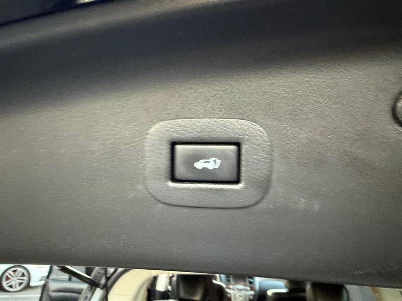 Used 2018 INFINITI QX80 4WD image 28