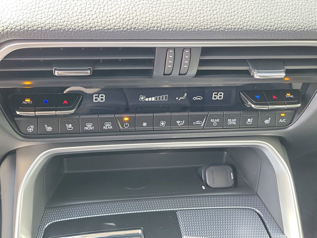 New 2026 MAZDA CX-90 3.3 Turbo w/ Preferred Package AWD/4WD image 32