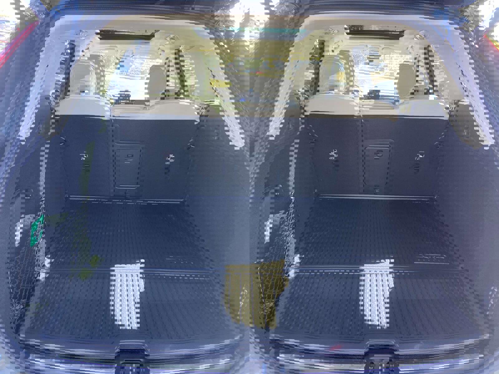 Certified 2026 Volvo XC60 T8 Ultra image 12