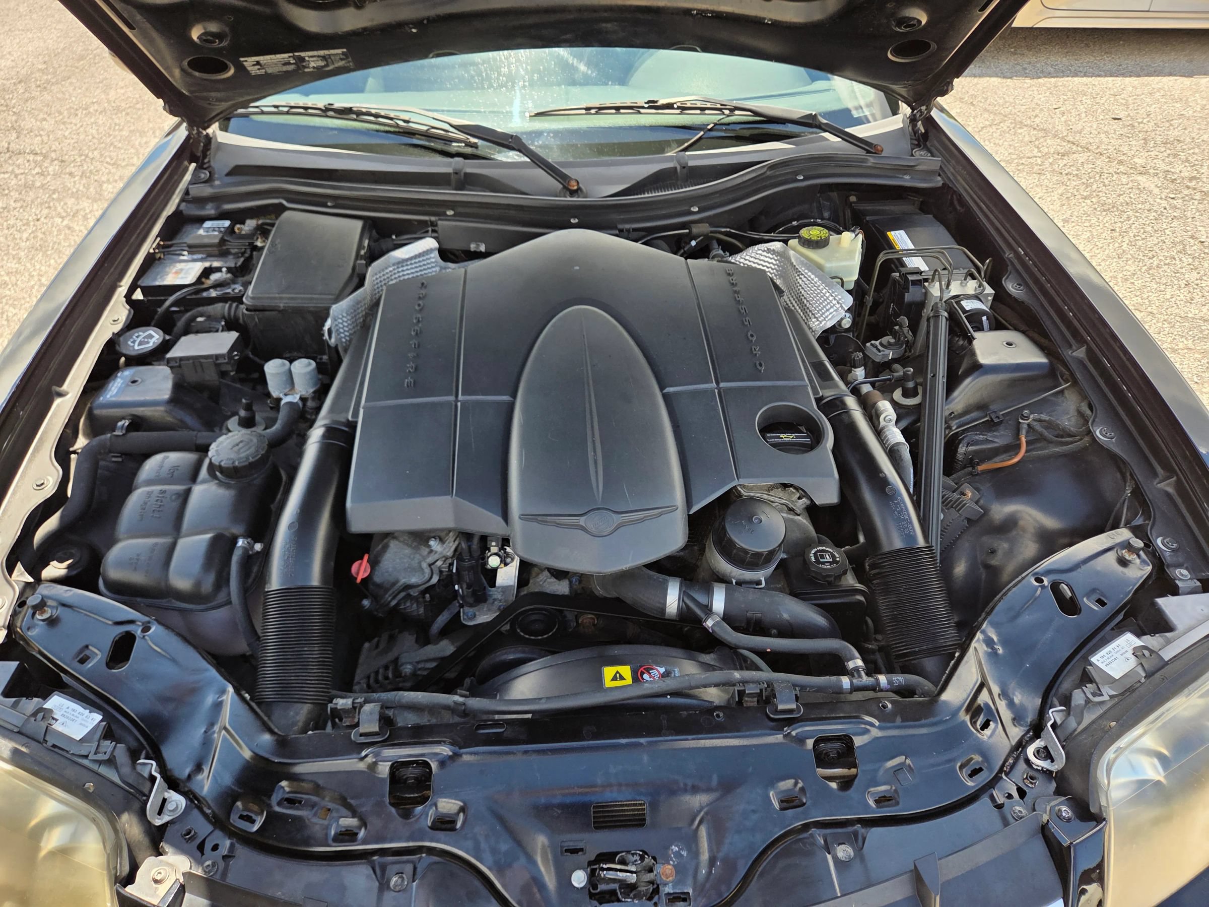 Used 2007 Chrysler Crossfire Coupe RWD image 18