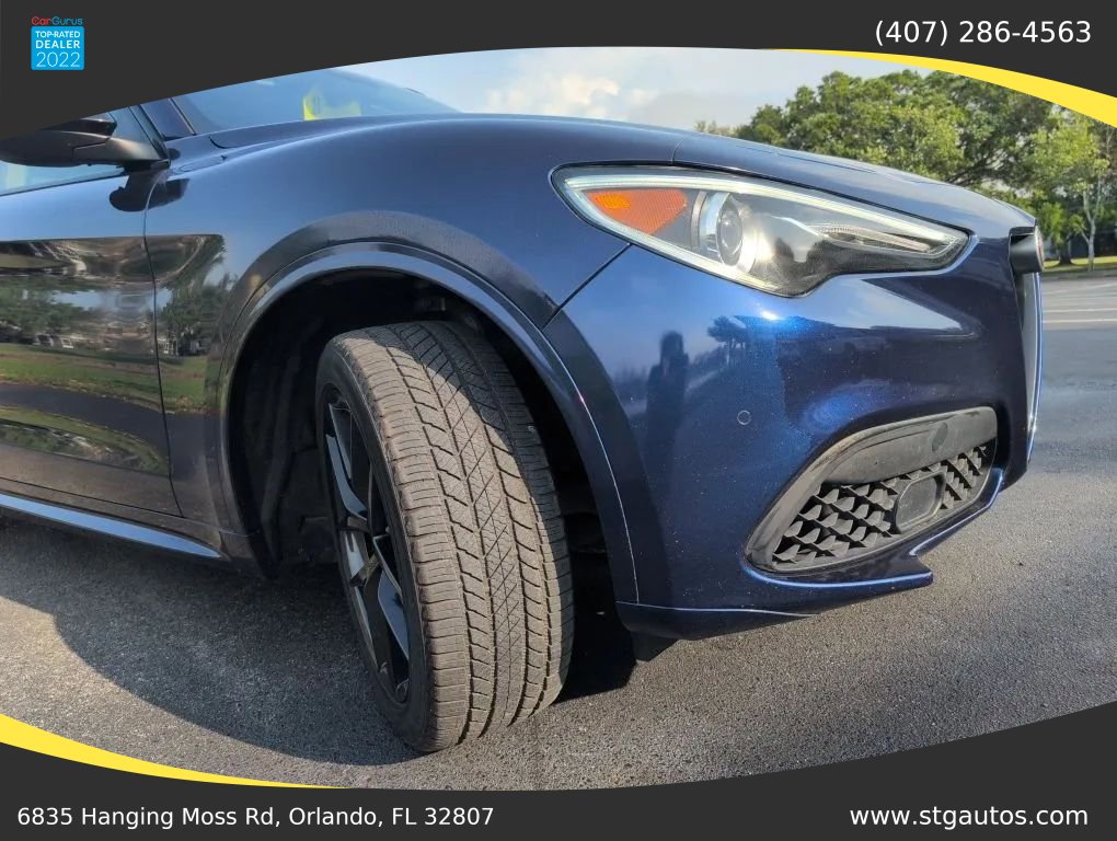 Used 2021 Alfa Romeo Stelvio Ti w/ Nero Edizione AWD/4WD image 9