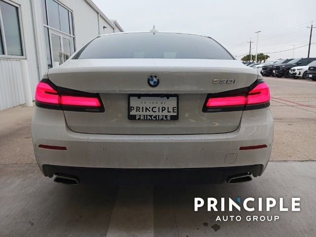 New 2023 BMW 530i w/ Convenience Package image 6