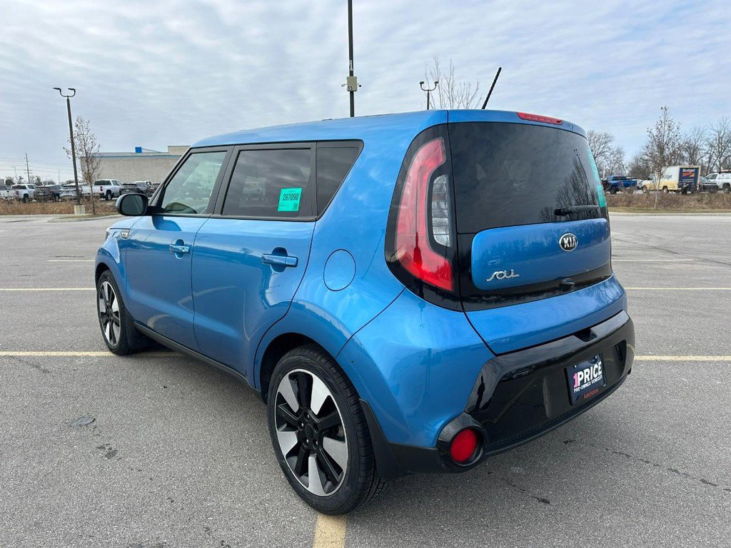 Used 2016 Kia Soul + w/ Designer's Package image 3