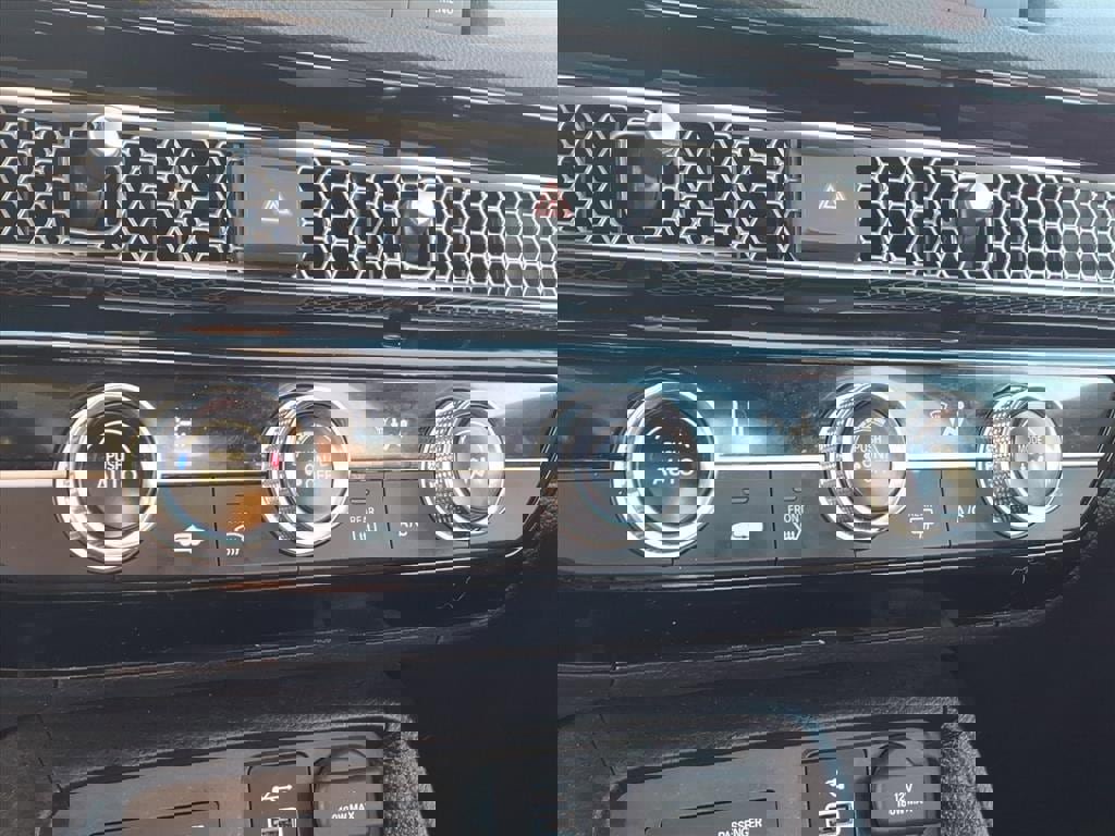 Used 2023 Honda Civic Sport image 18