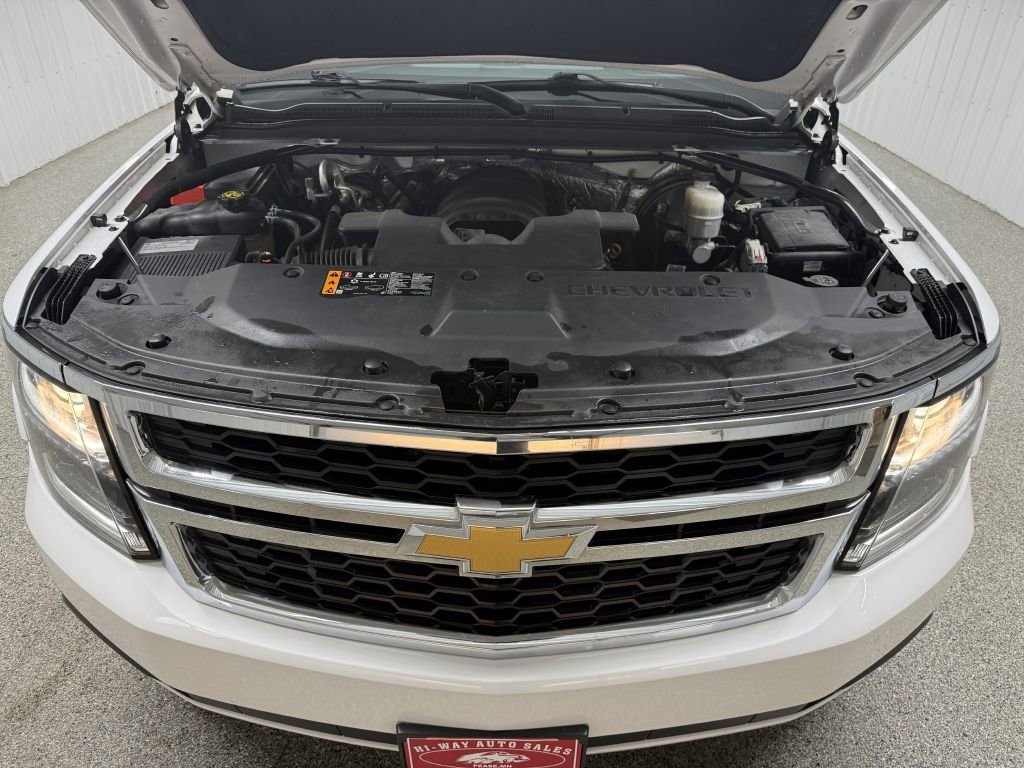 Used 2018 Chevrolet Suburban LT image 45