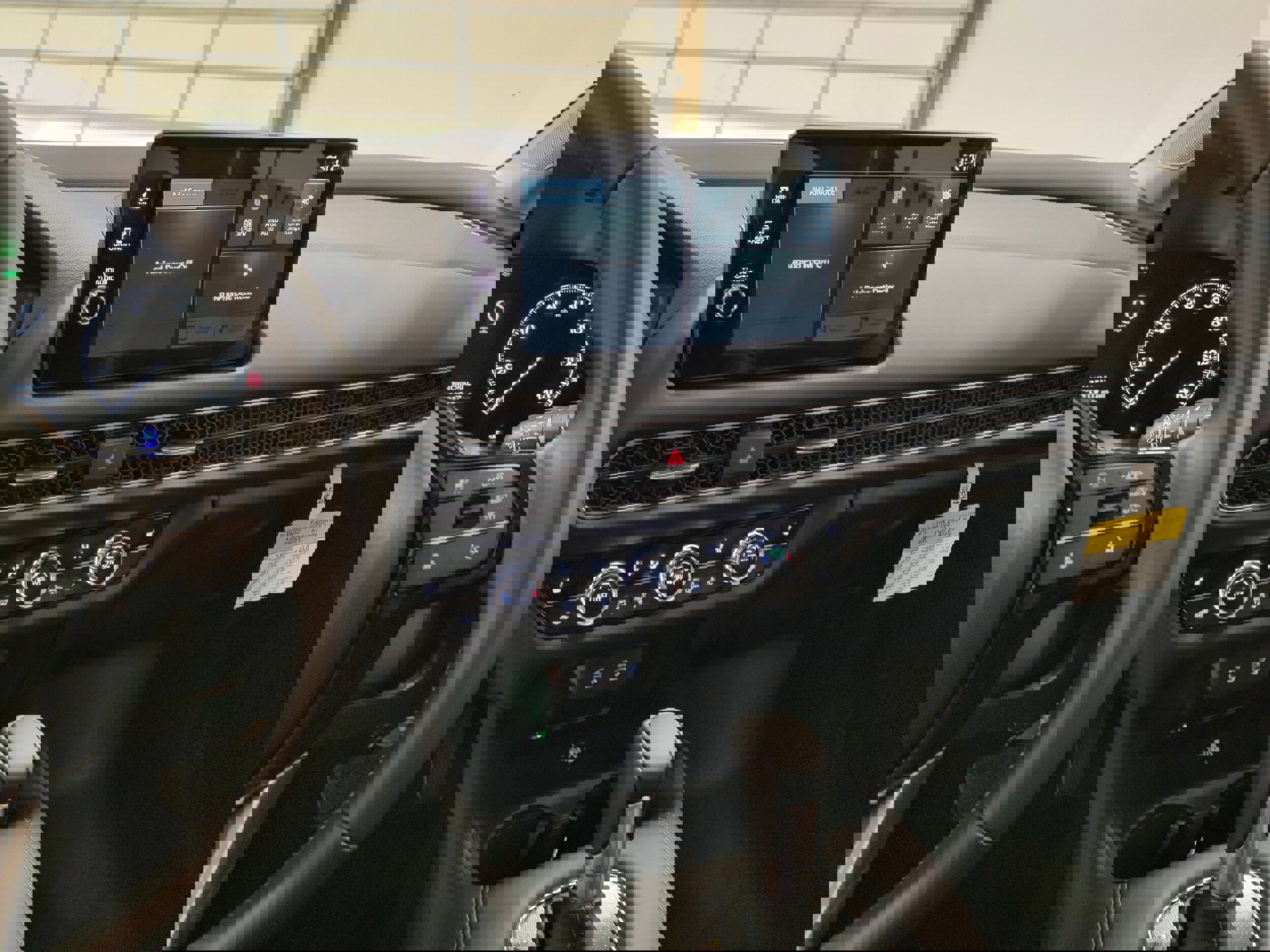 New 2026 Honda HR-V EX-L image 6