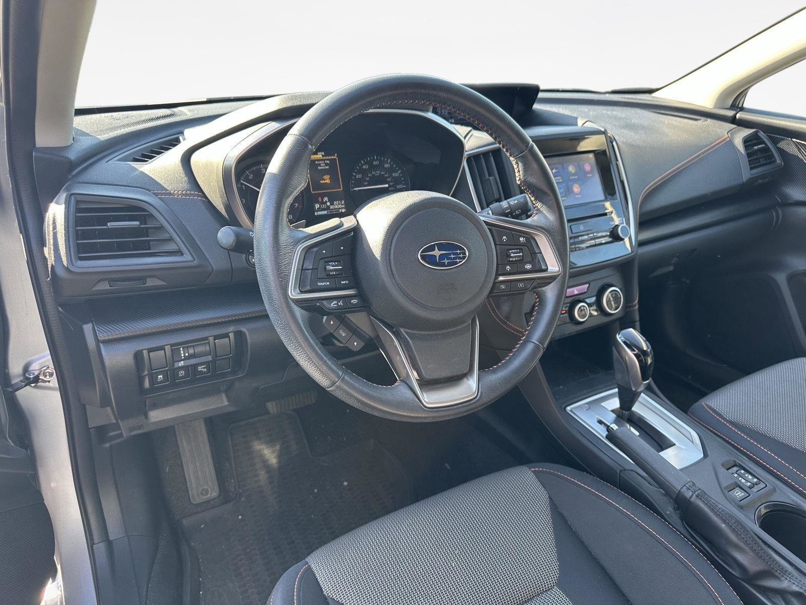 Used 2021 Subaru Crosstrek 2.0i Premium w/ Moonroof Package image 11