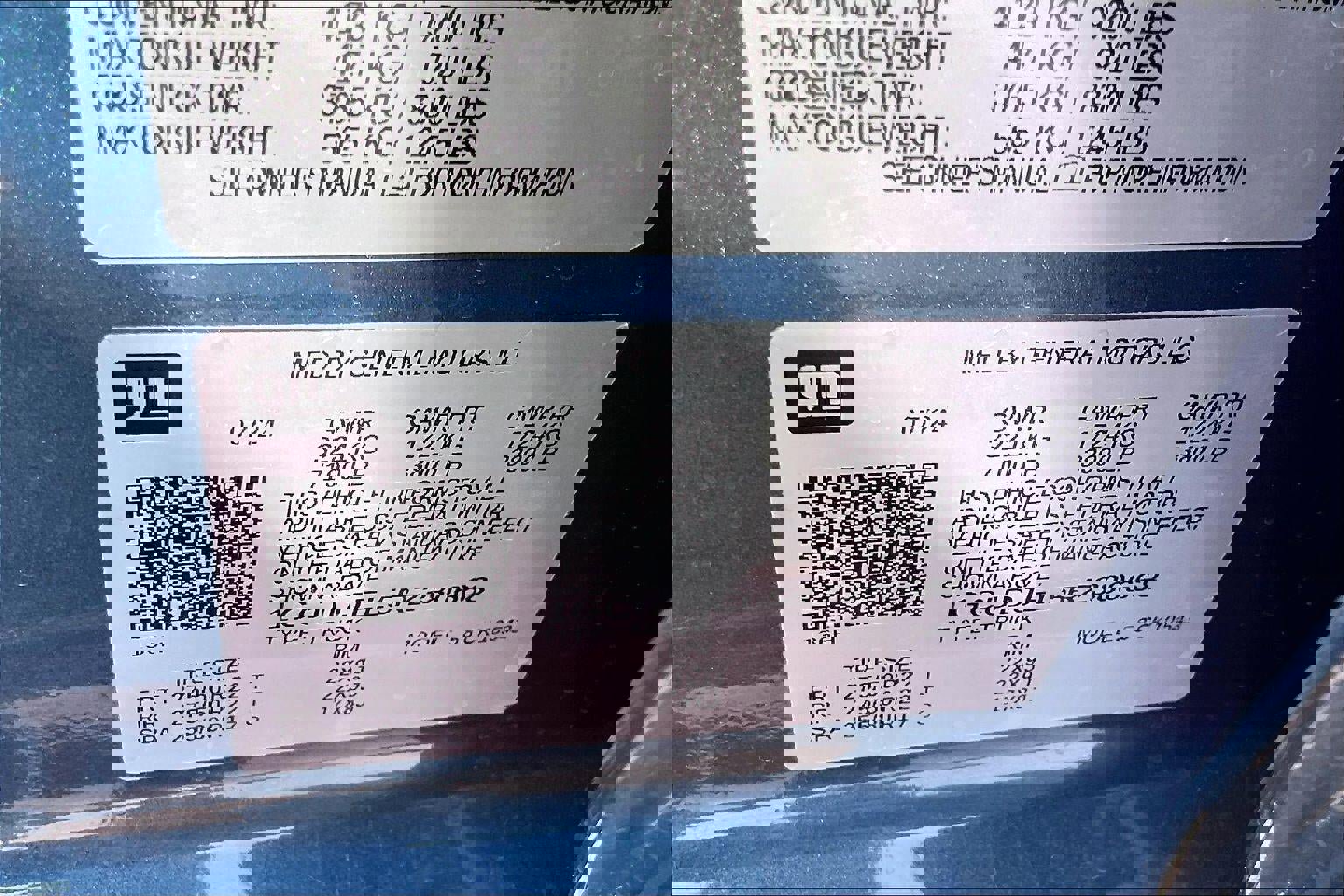 Used 2024 Chevrolet Silverado 1500 High Country image 33