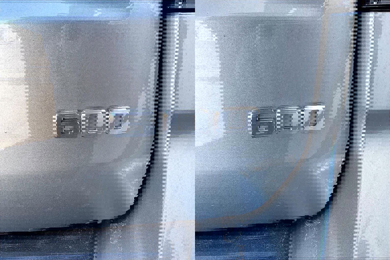 Used 2025 Cadillac Escalade ESV Premium Luxury w/ LPO, Floor Liner Package image 10