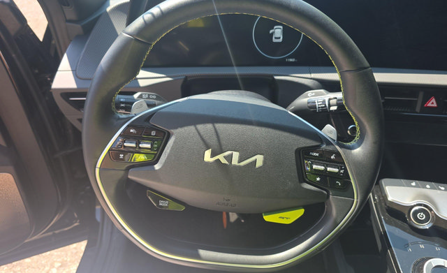 Used 2023 Kia EV6 GT AWD/4WD image 7