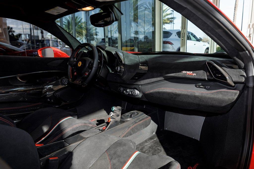 Used 2020 Ferrari 488 Pista Coupe image 38