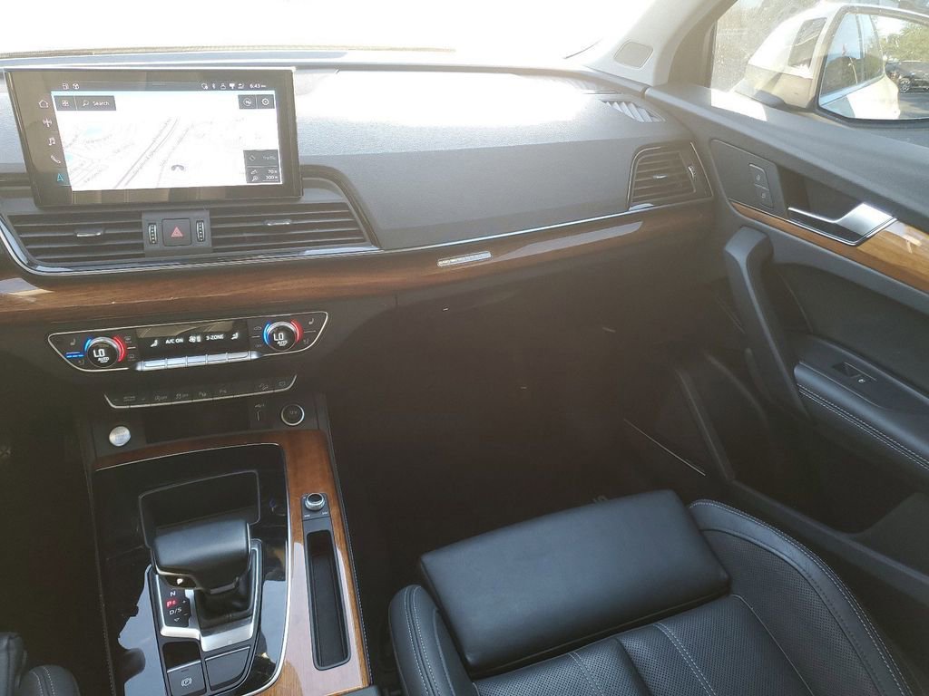 Used 2021 Audi Q5 Prestige w/ Prestige Package image 20